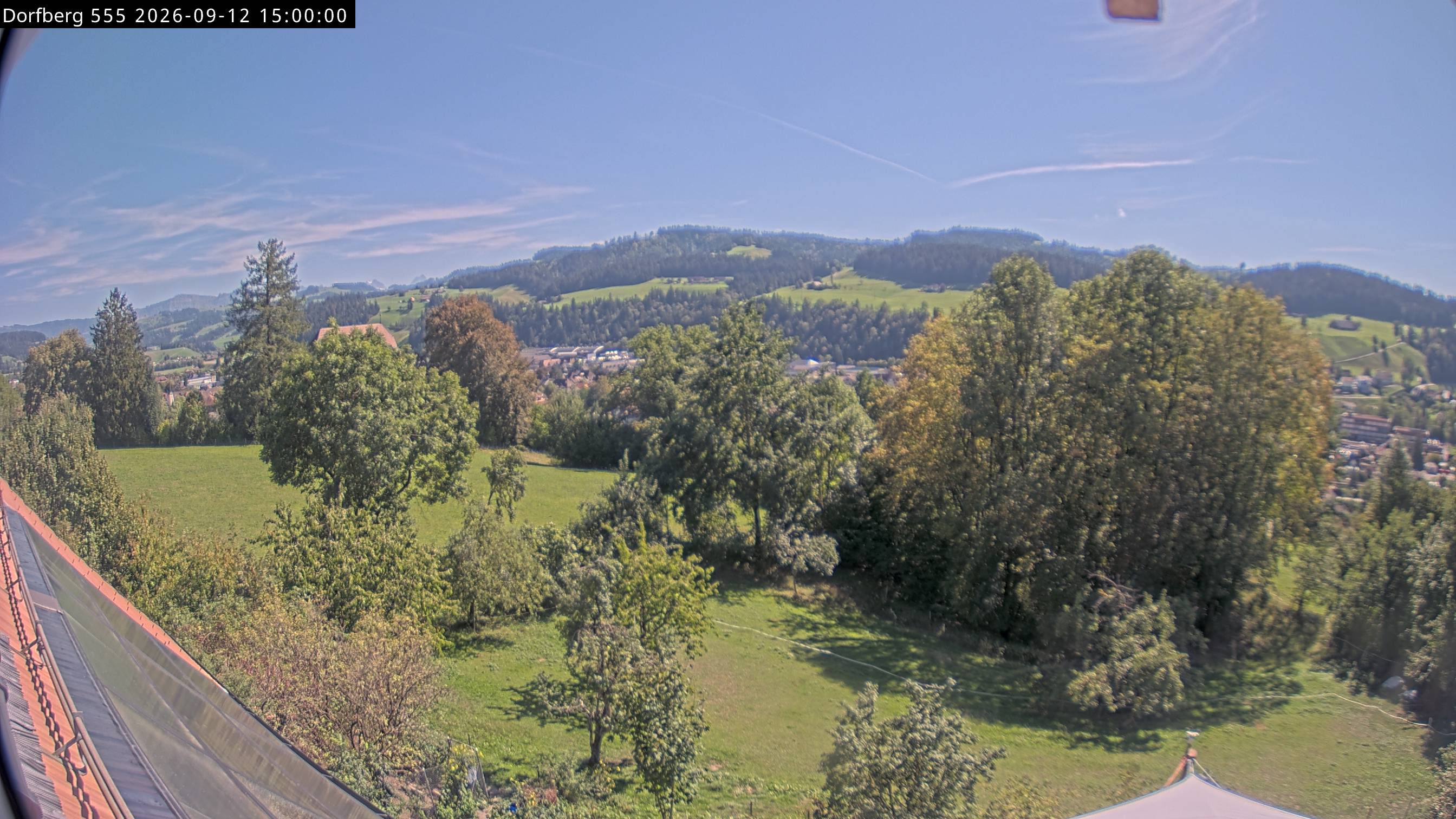 Webcam-Bild: Aussicht vom Dorfberg in Langnau 20260912-150000