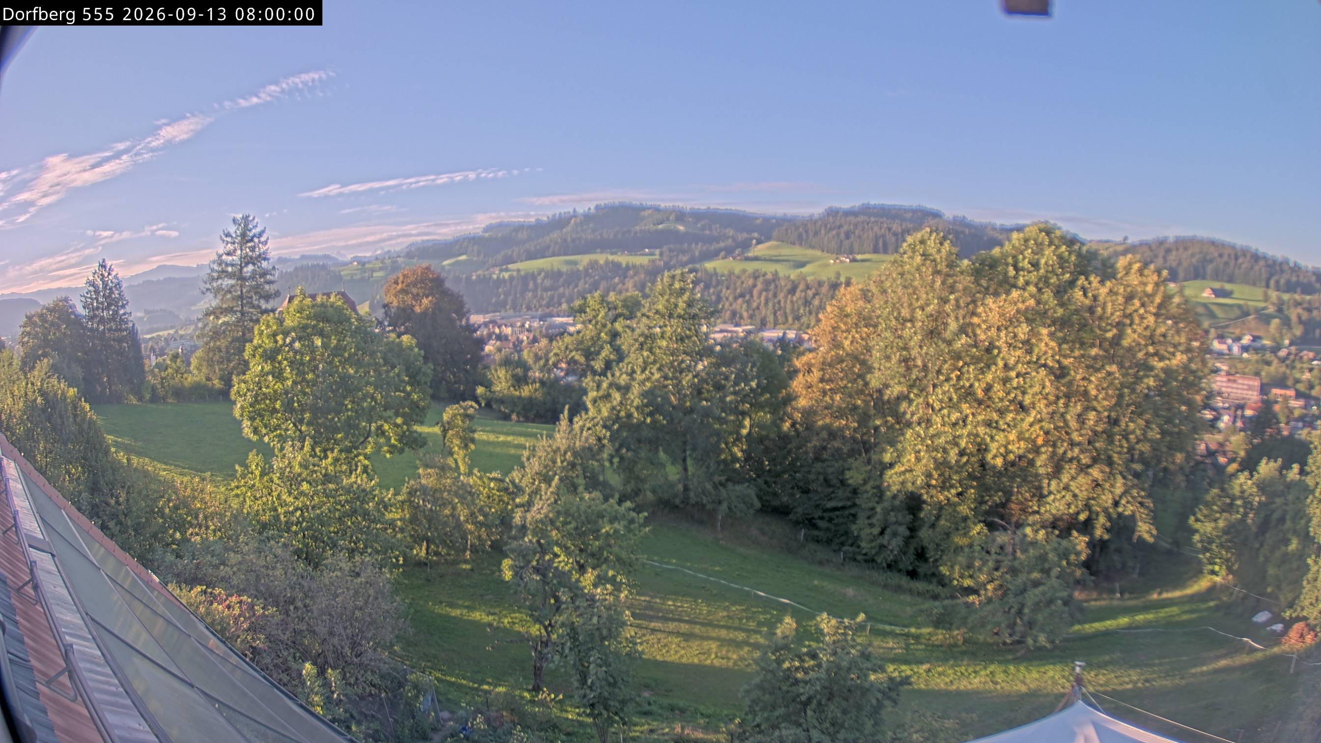 Webcam-Bild: Aussicht vom Dorfberg in Langnau 20260913-080000