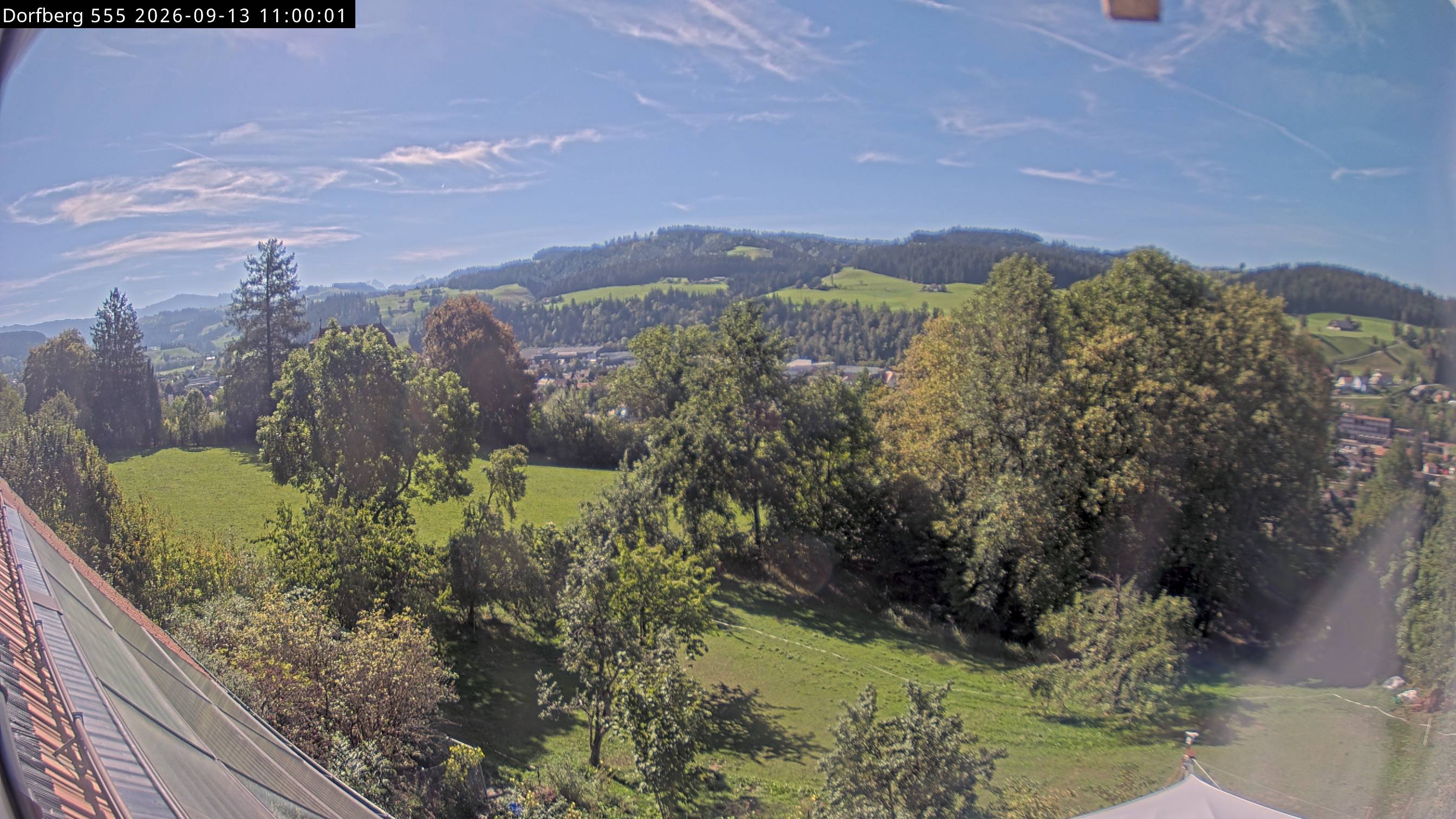 Webcam-Bild: Aussicht vom Dorfberg in Langnau 20260913-110000