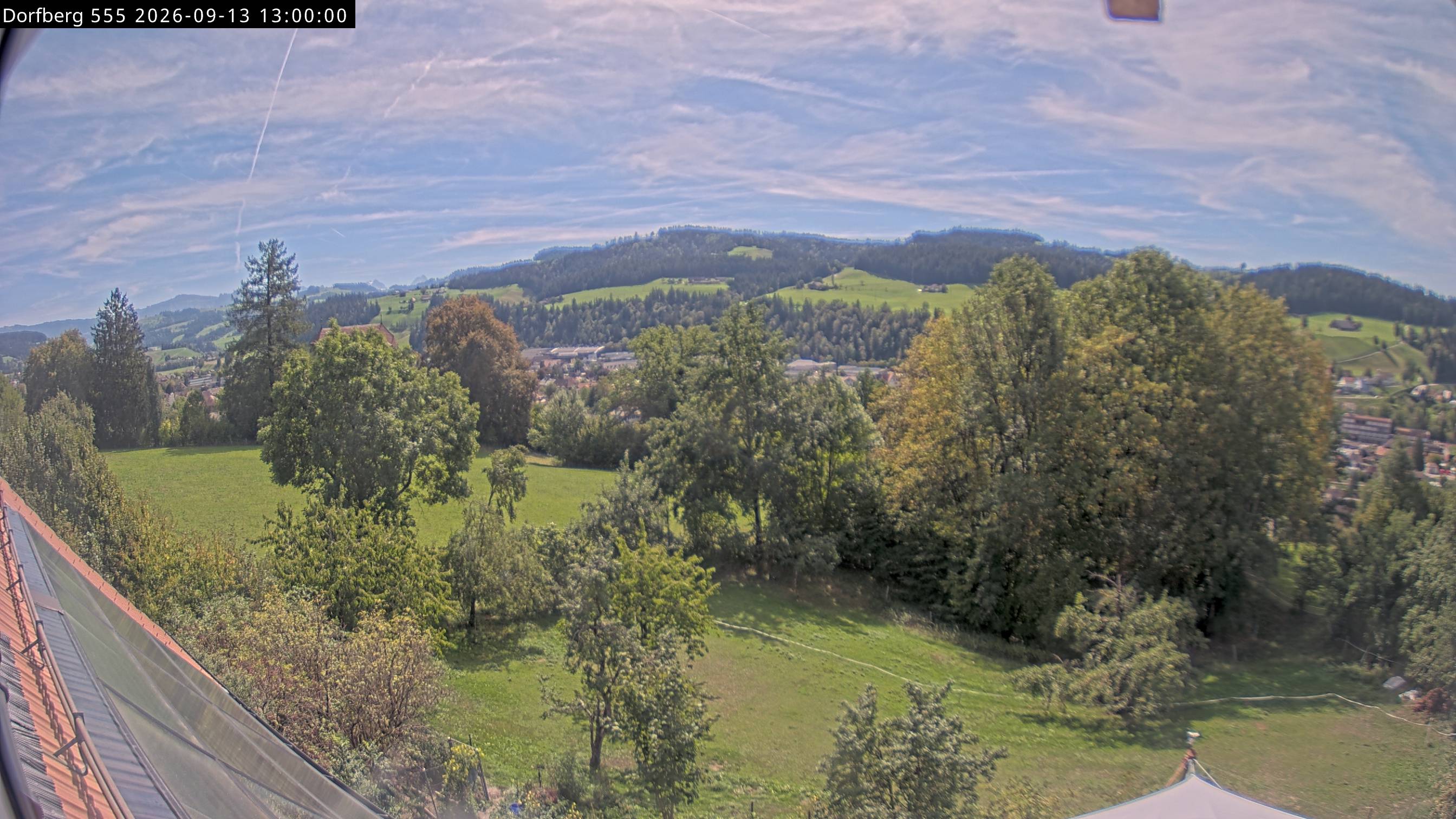Webcam-Bild: Aussicht vom Dorfberg in Langnau 20260913-130000