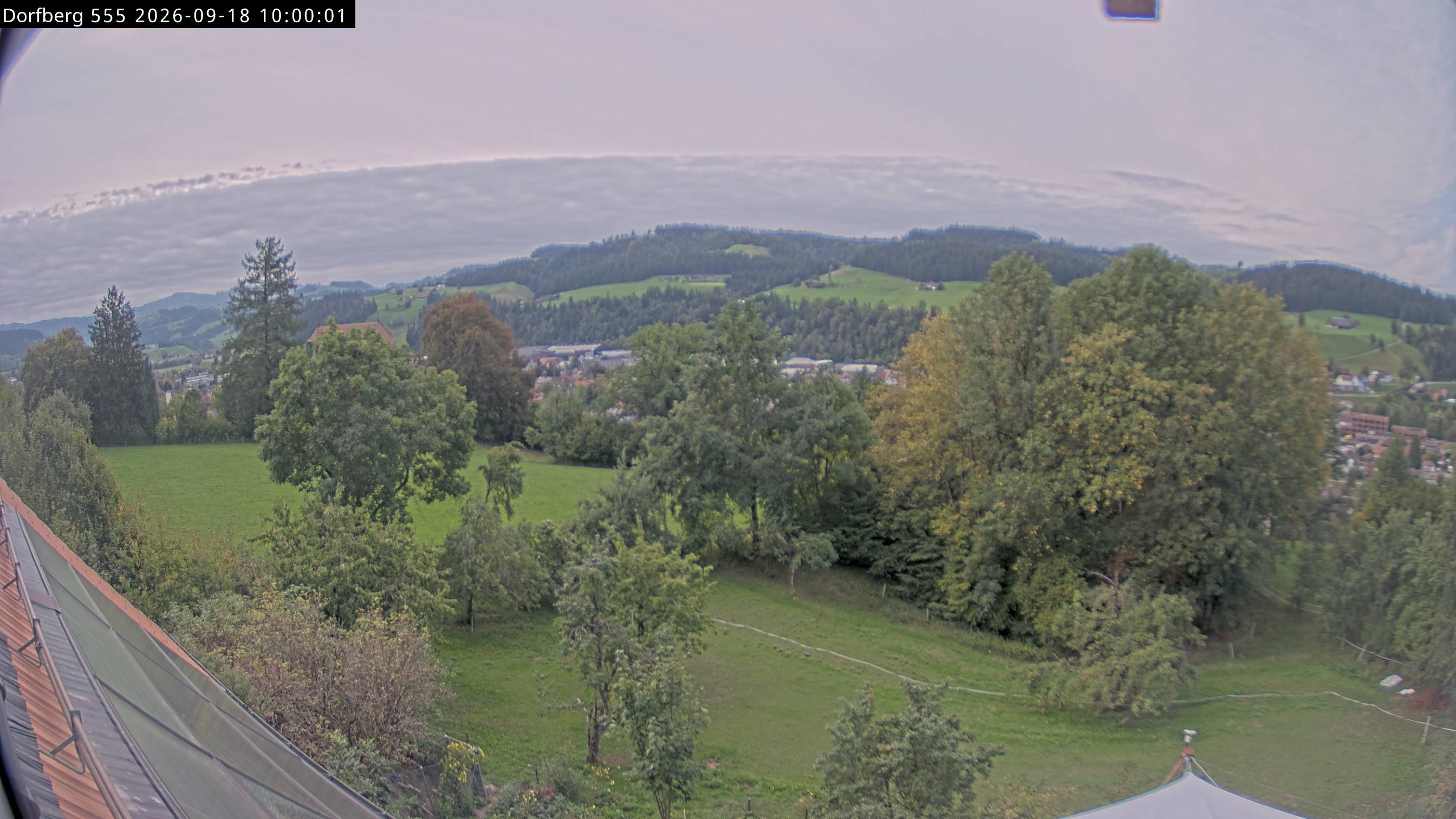 Webcam-Bild: Aussicht vom Dorfberg in Langnau 20260918-100000