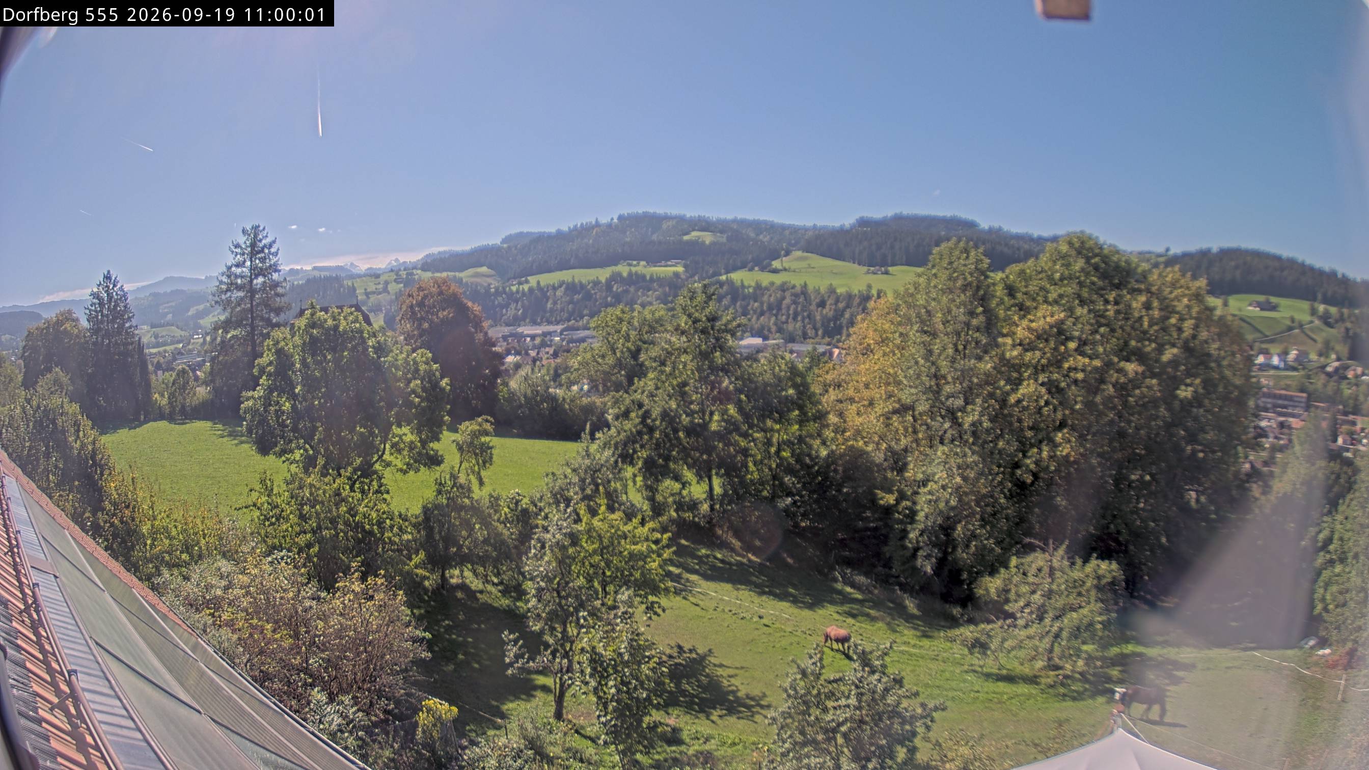 Webcam-Bild: Aussicht vom Dorfberg in Langnau 20260919-110000
