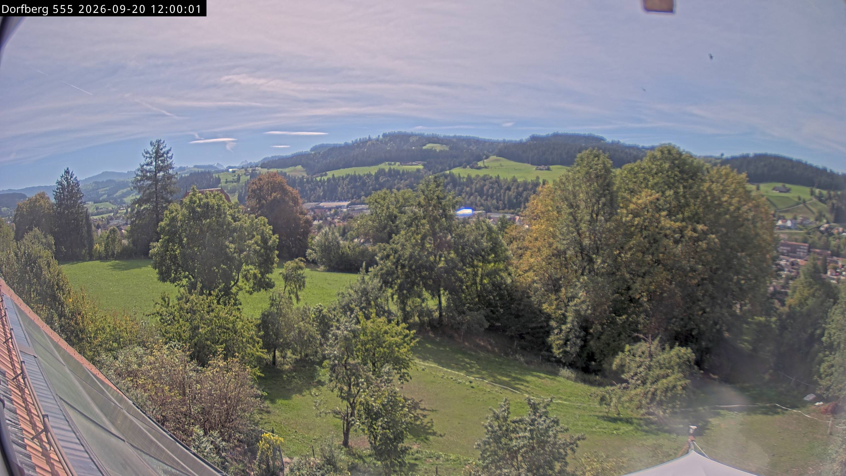Webcam-Bild: Aussicht vom Dorfberg in Langnau 20260920-120000