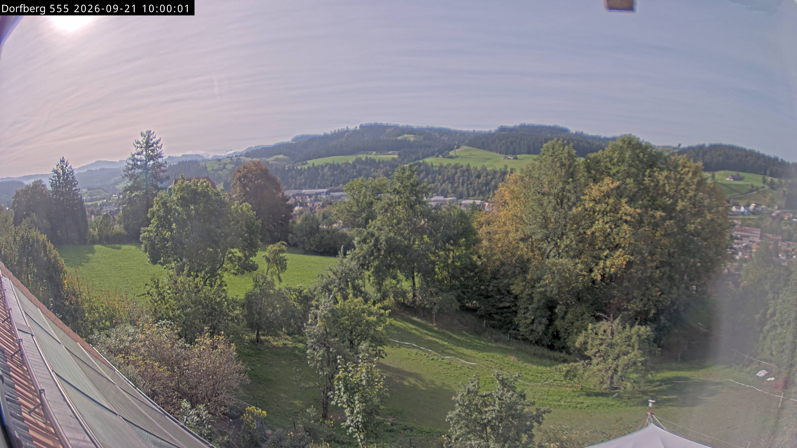 Webcam-Bild: Aussicht vom Dorfberg in Langnau 20260921-100000