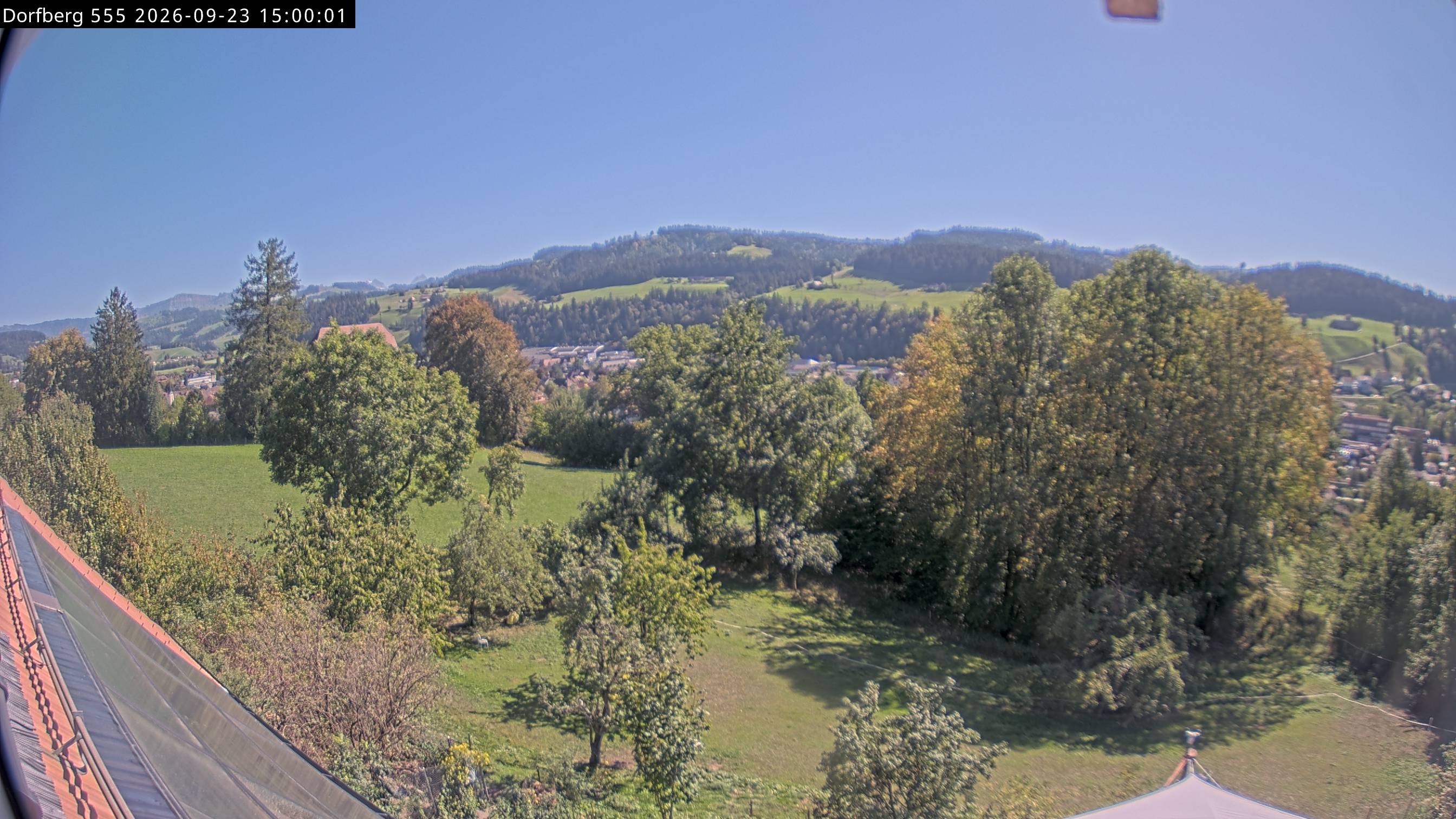 Webcam-Bild: Aussicht vom Dorfberg in Langnau 20260923-150000