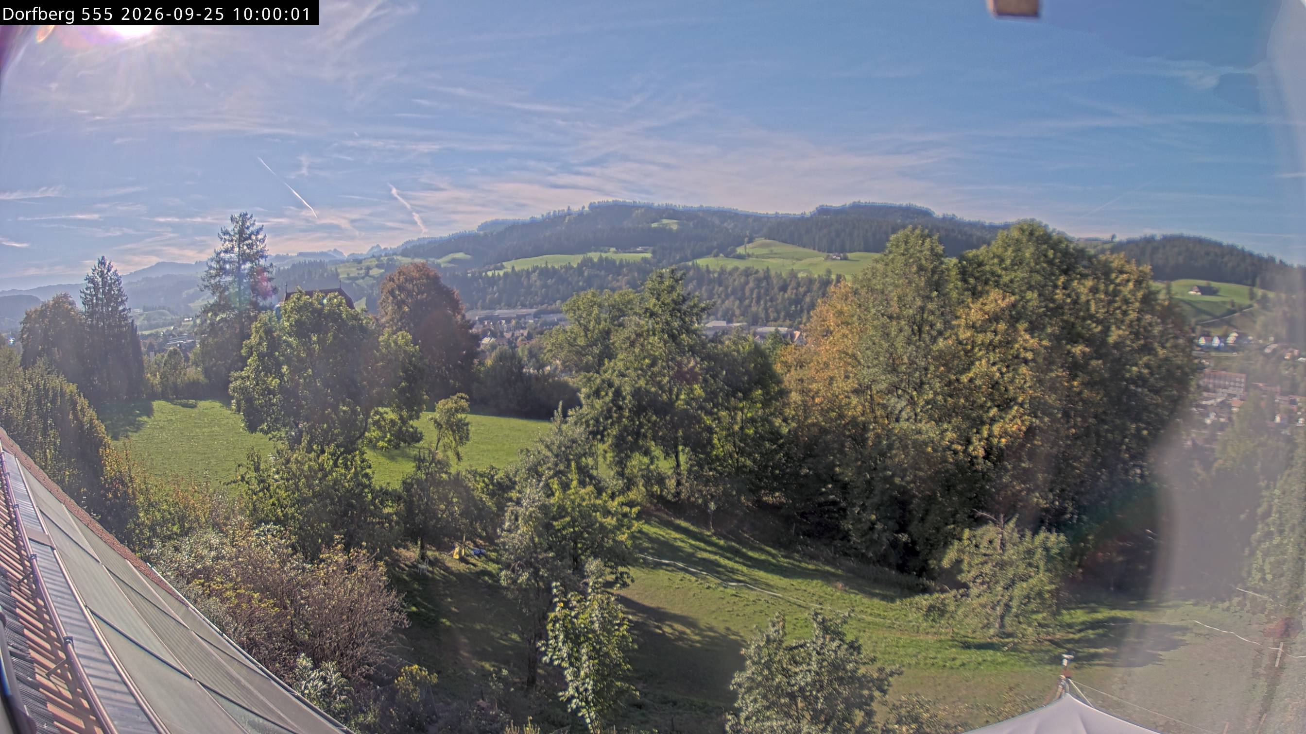 Webcam-Bild: Aussicht vom Dorfberg in Langnau 20260925-100000