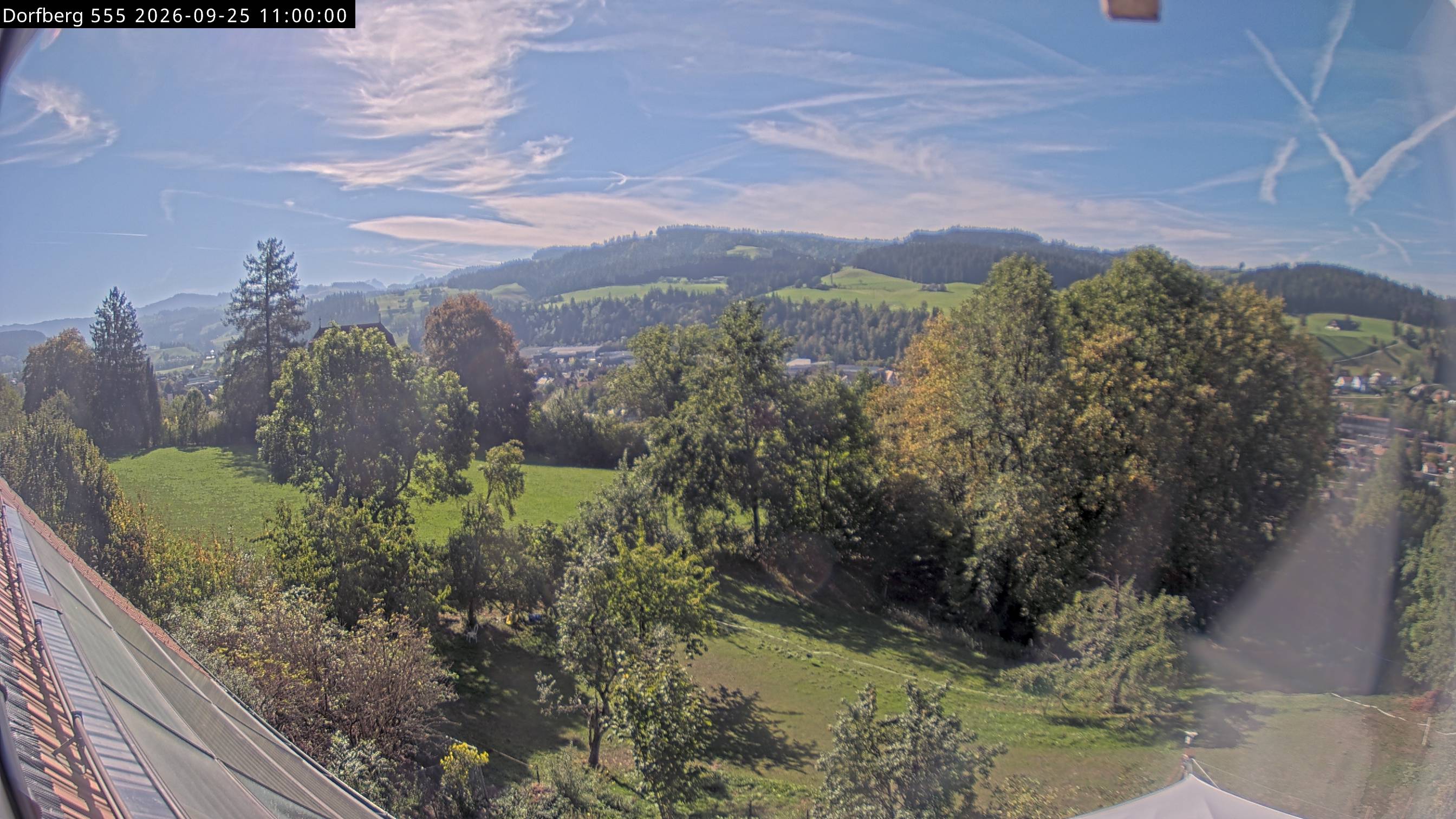 Webcam-Bild: Aussicht vom Dorfberg in Langnau 20260925-110000