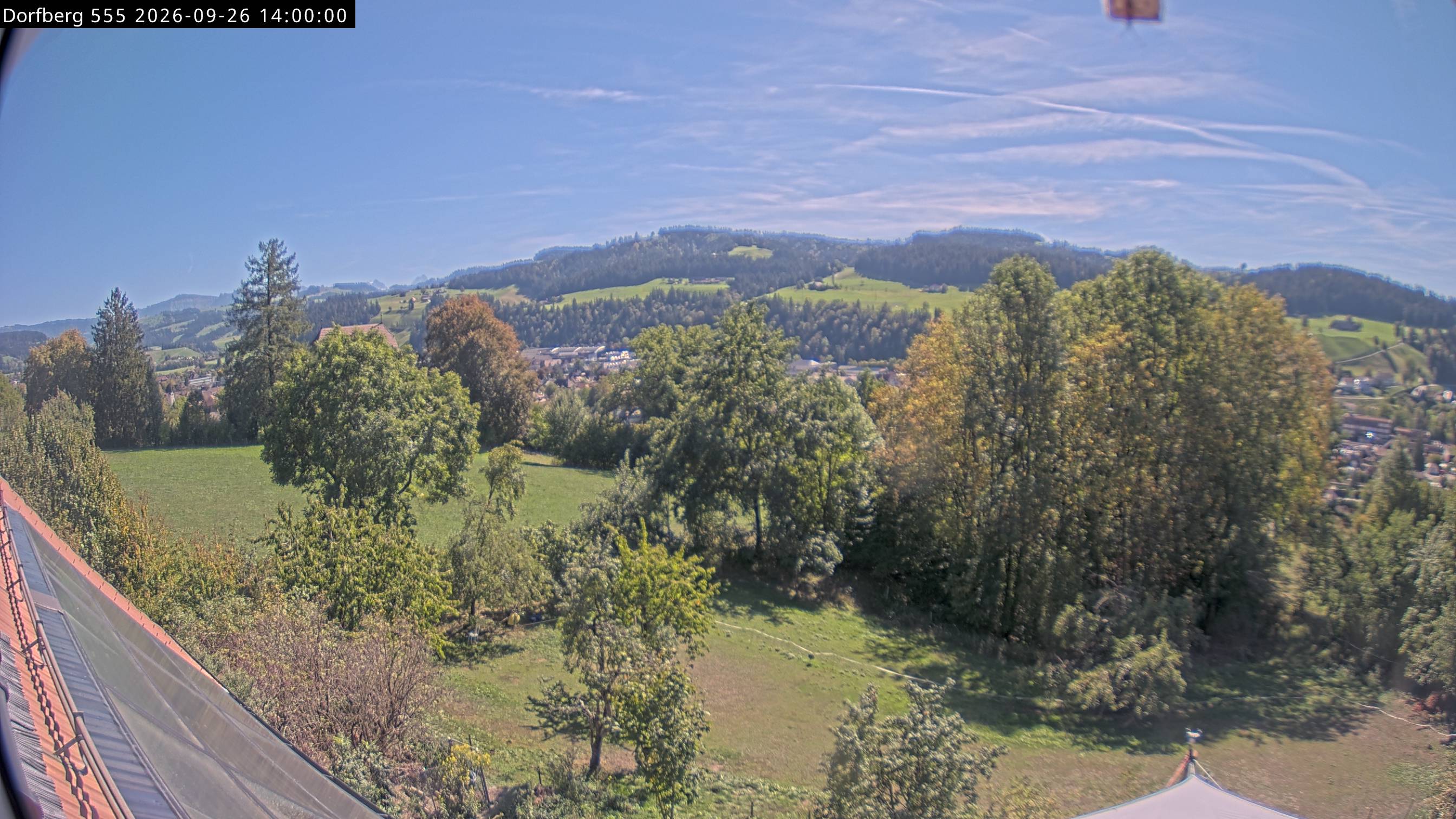 Webcam-Bild: Aussicht vom Dorfberg in Langnau 20260926-140000