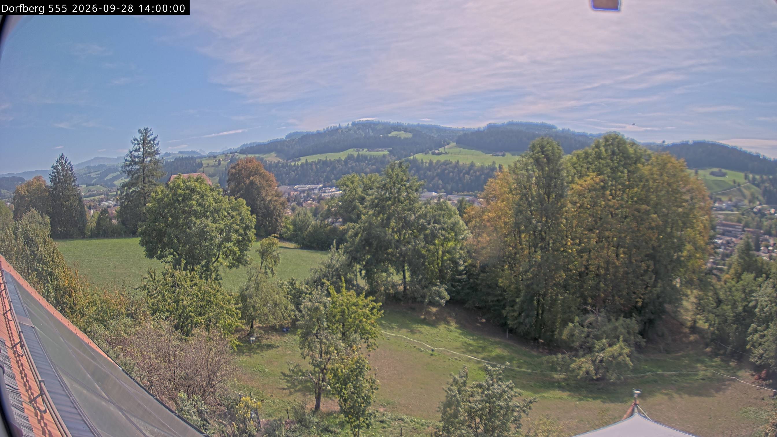 Webcam-Bild: Aussicht vom Dorfberg in Langnau 20260928-140000