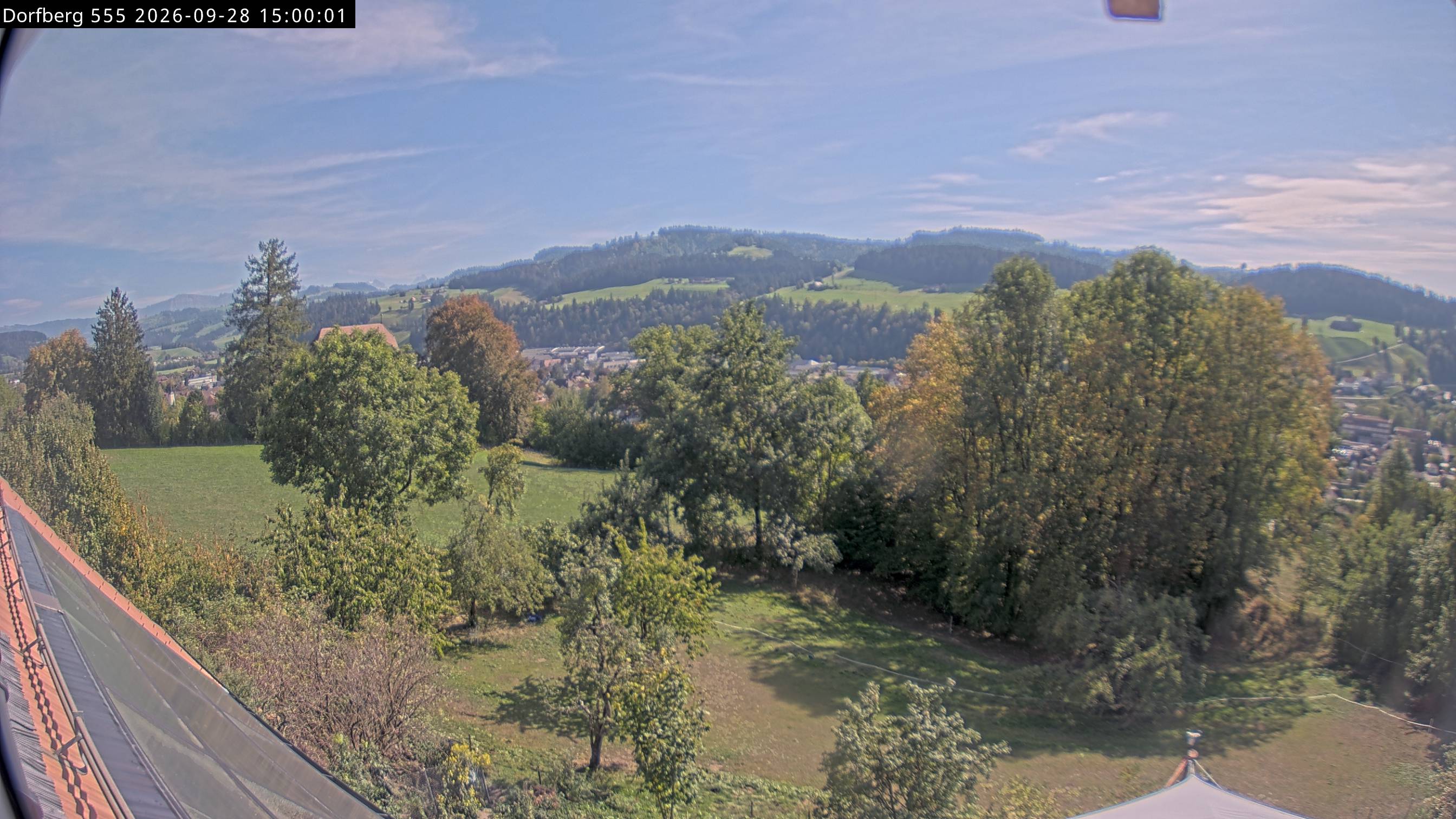 Webcam-Bild: Aussicht vom Dorfberg in Langnau 20260928-150000