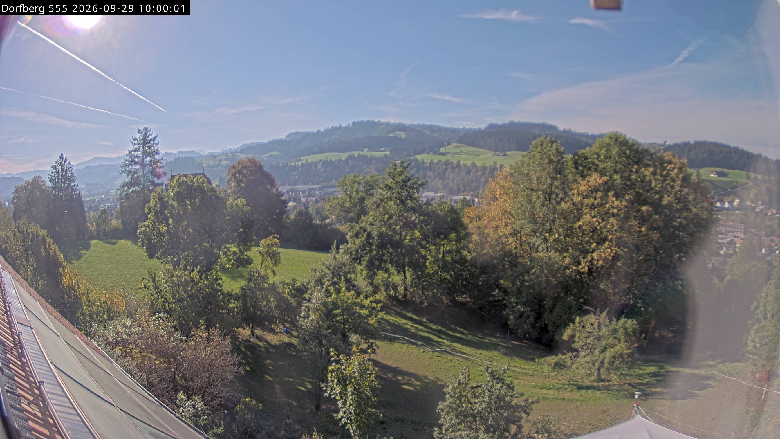 Webcam-Bild: Aussicht vom Dorfberg in Langnau 20260929-100000
