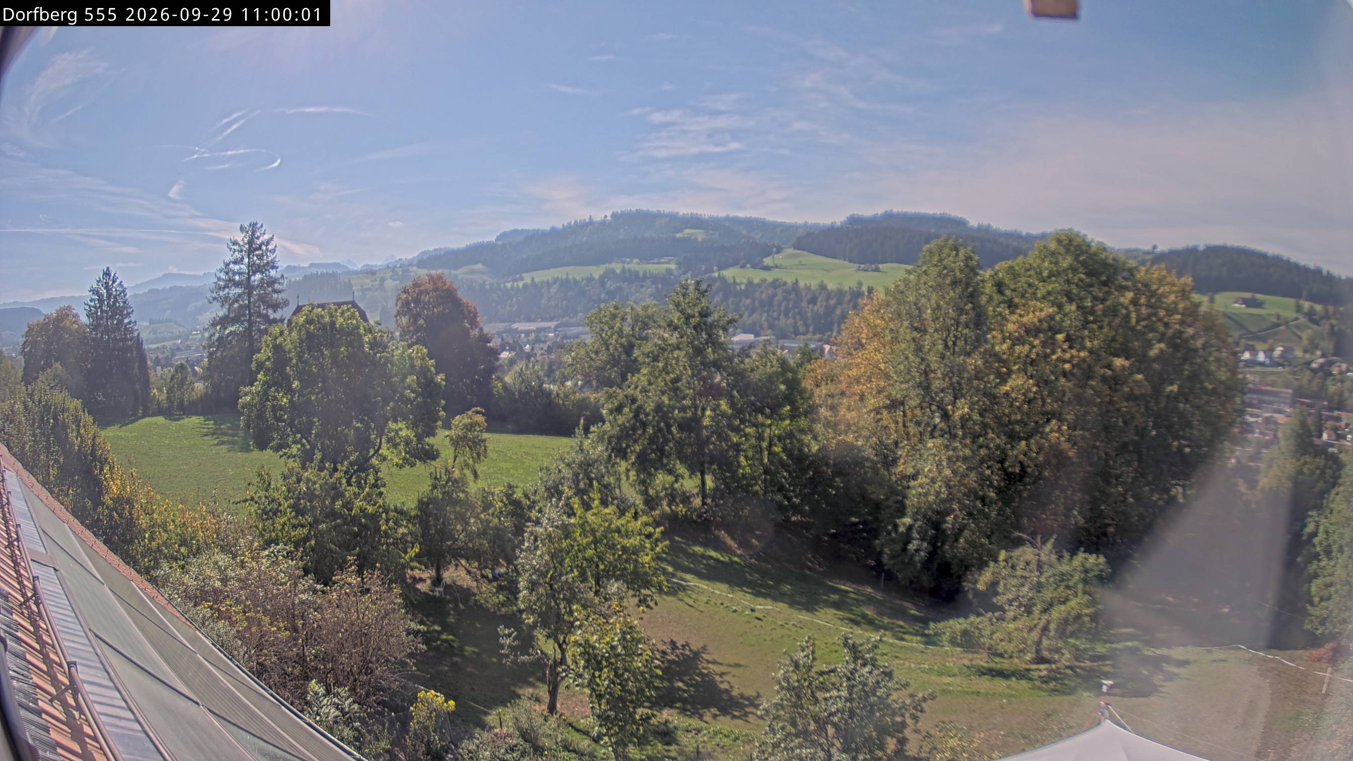 Webcam-Bild: Aussicht vom Dorfberg in Langnau 20260929-110000