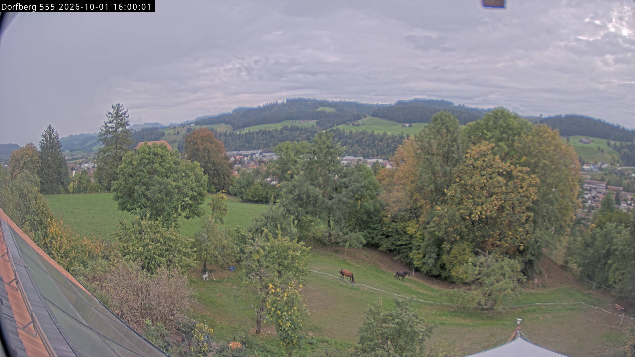 Webcam-Bild: Aussicht vom Dorfberg in Langnau 20261001-160000