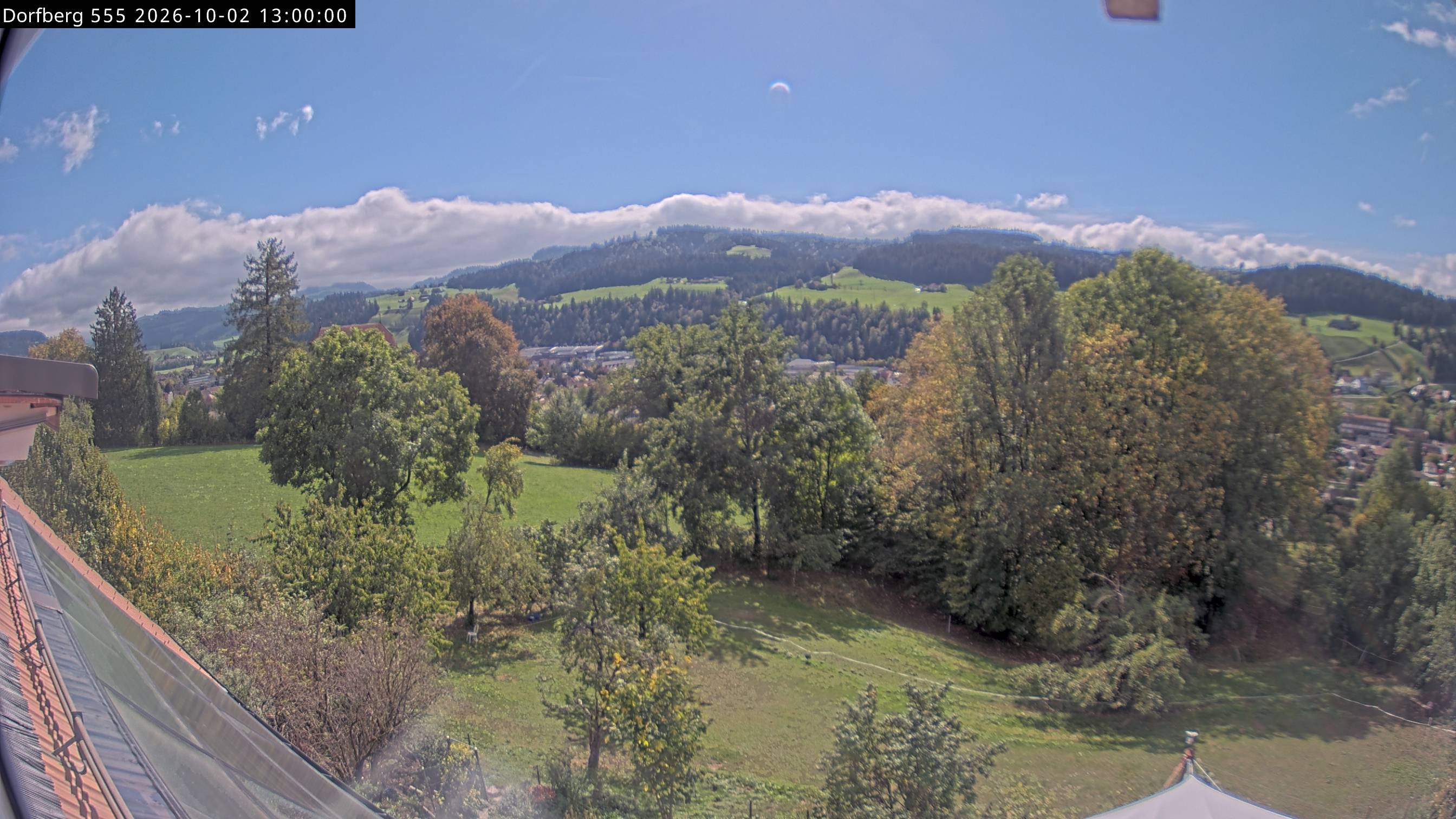 Webcam-Bild: Aussicht vom Dorfberg in Langnau 20261002-130000