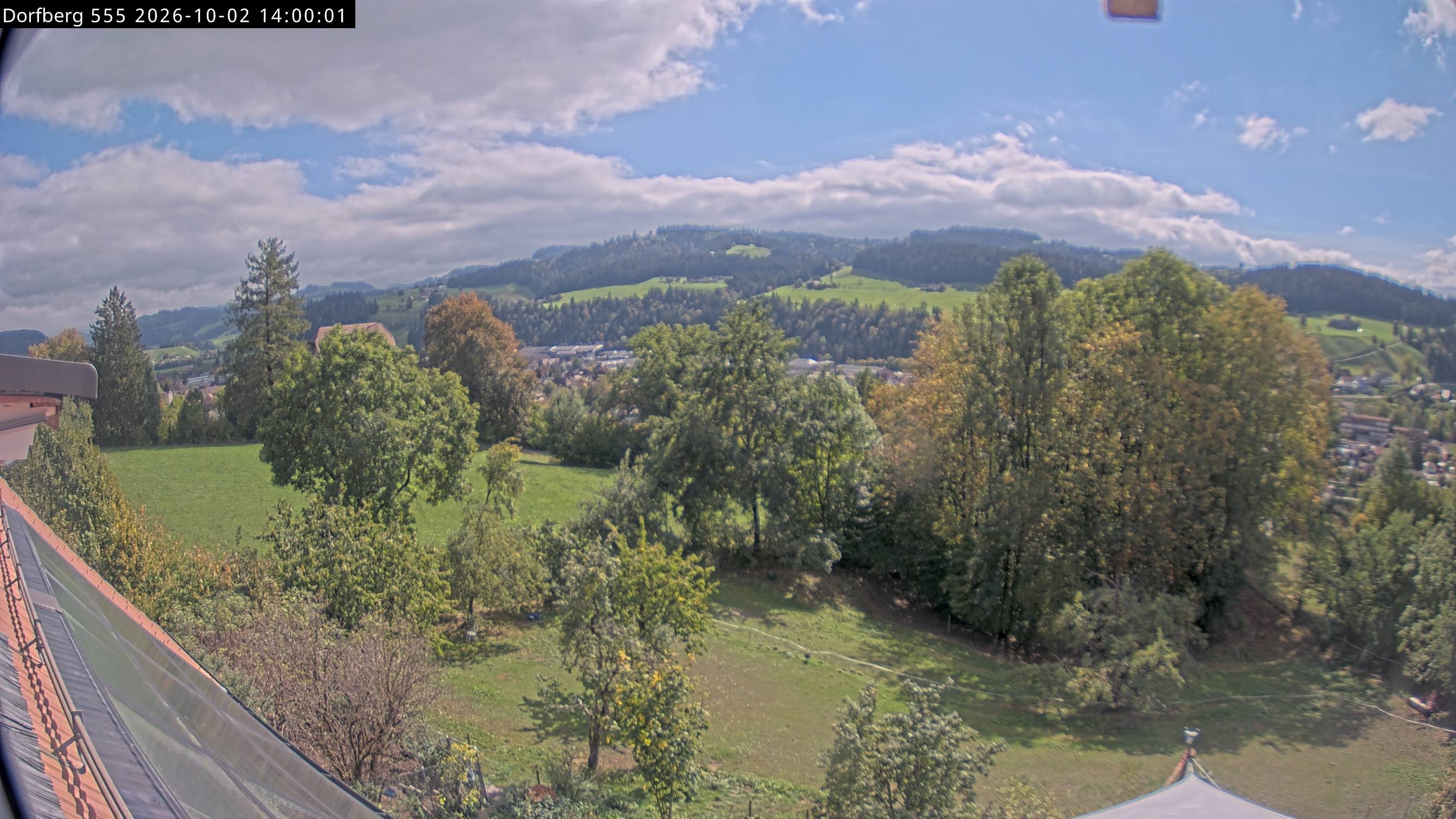 Webcam-Bild: Aussicht vom Dorfberg in Langnau 20261002-140000