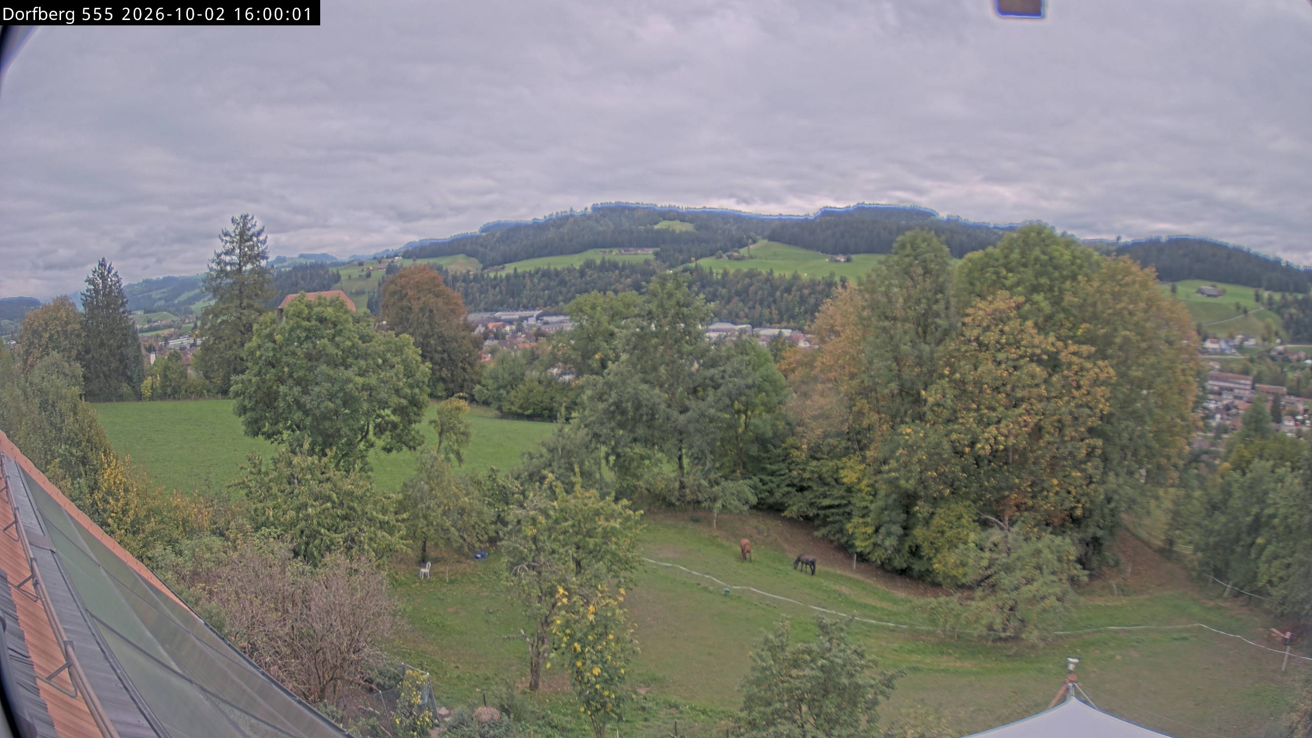 Webcam-Bild: Aussicht vom Dorfberg in Langnau 20261002-160000