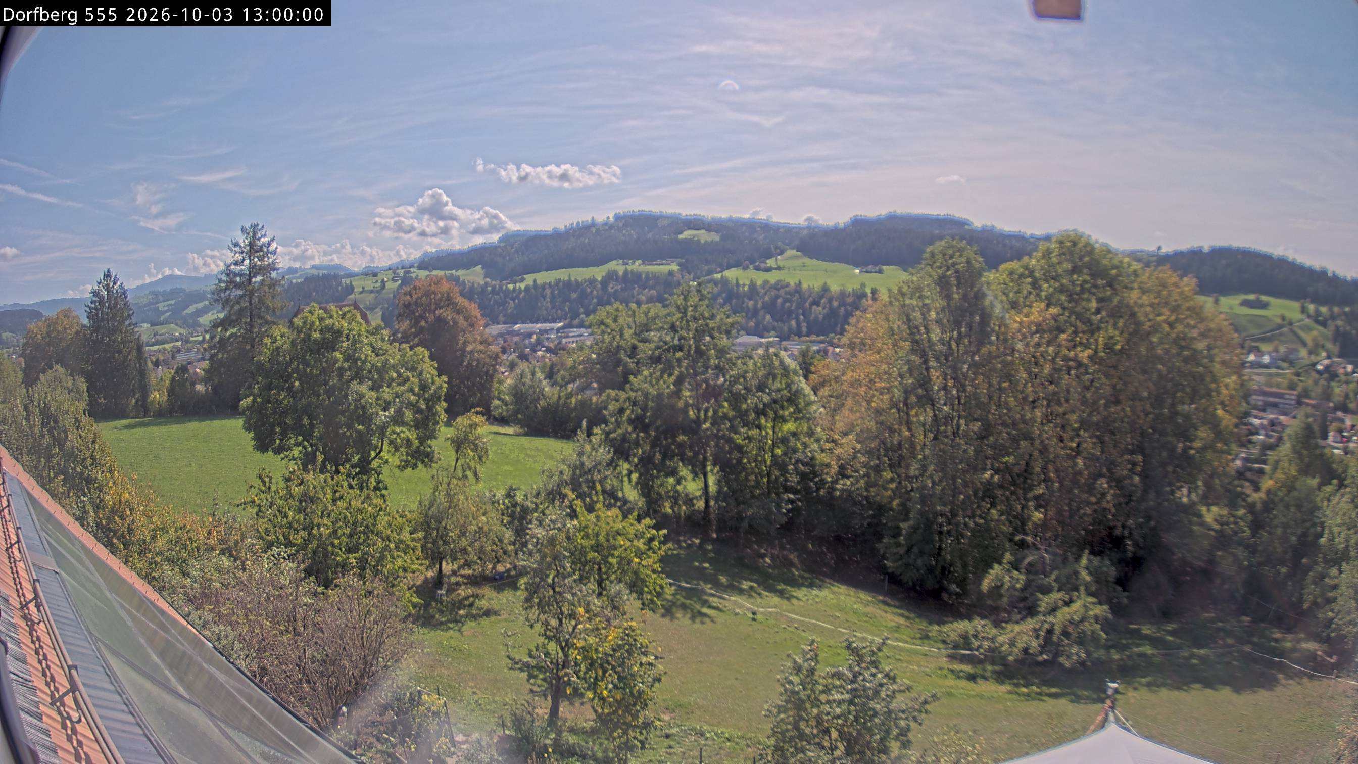 Webcam-Bild: Aussicht vom Dorfberg in Langnau 20261003-130000