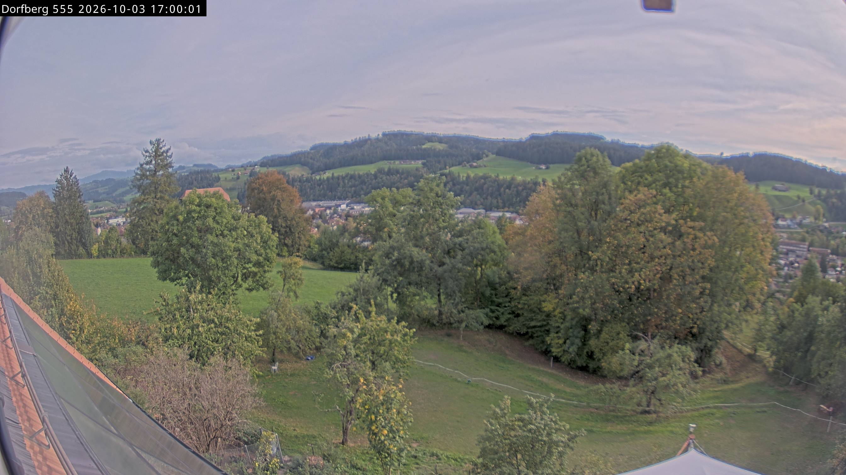 Webcam-Bild: Aussicht vom Dorfberg in Langnau 20261003-170000