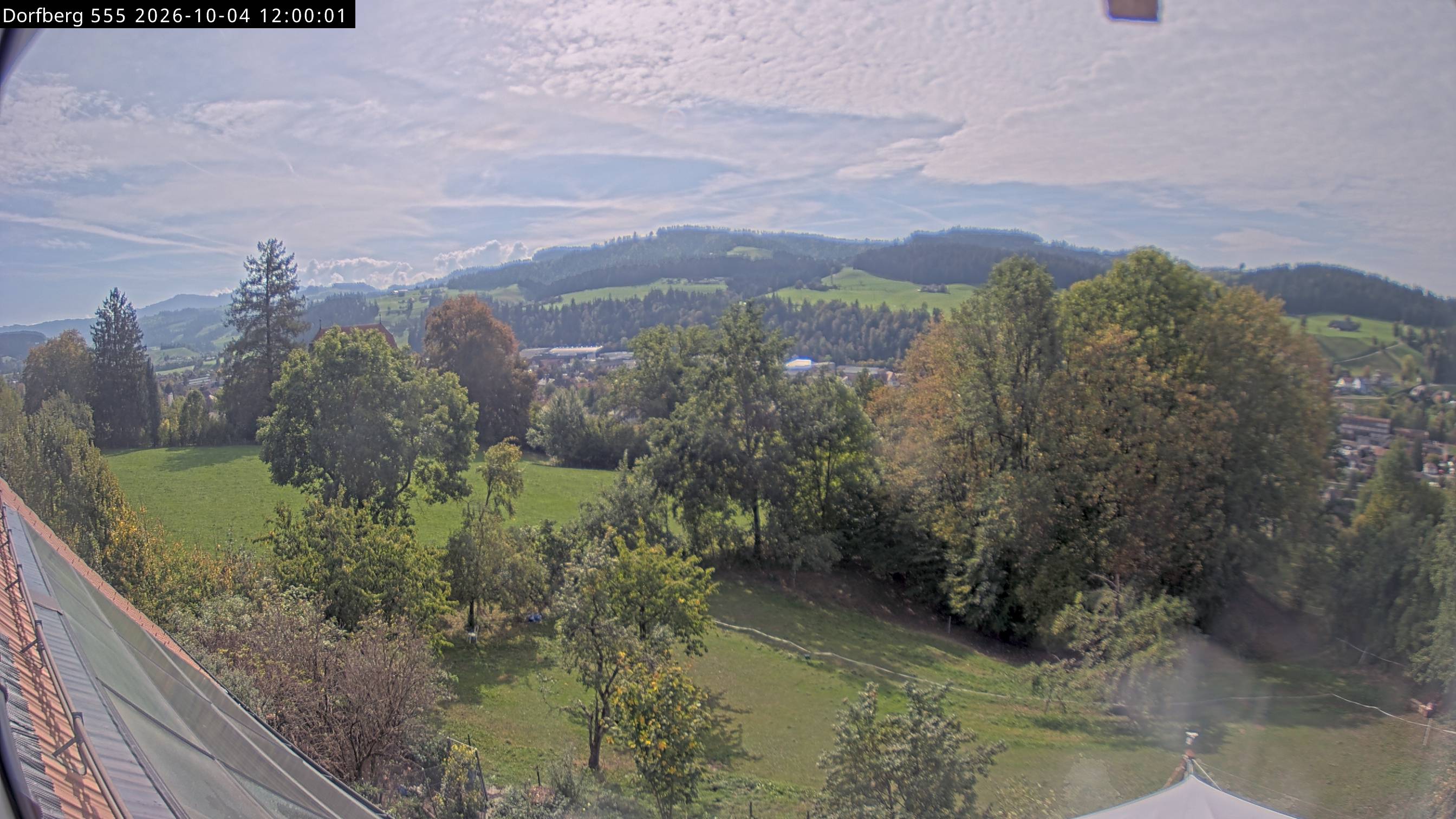 Webcam-Bild: Aussicht vom Dorfberg in Langnau 20261004-120000