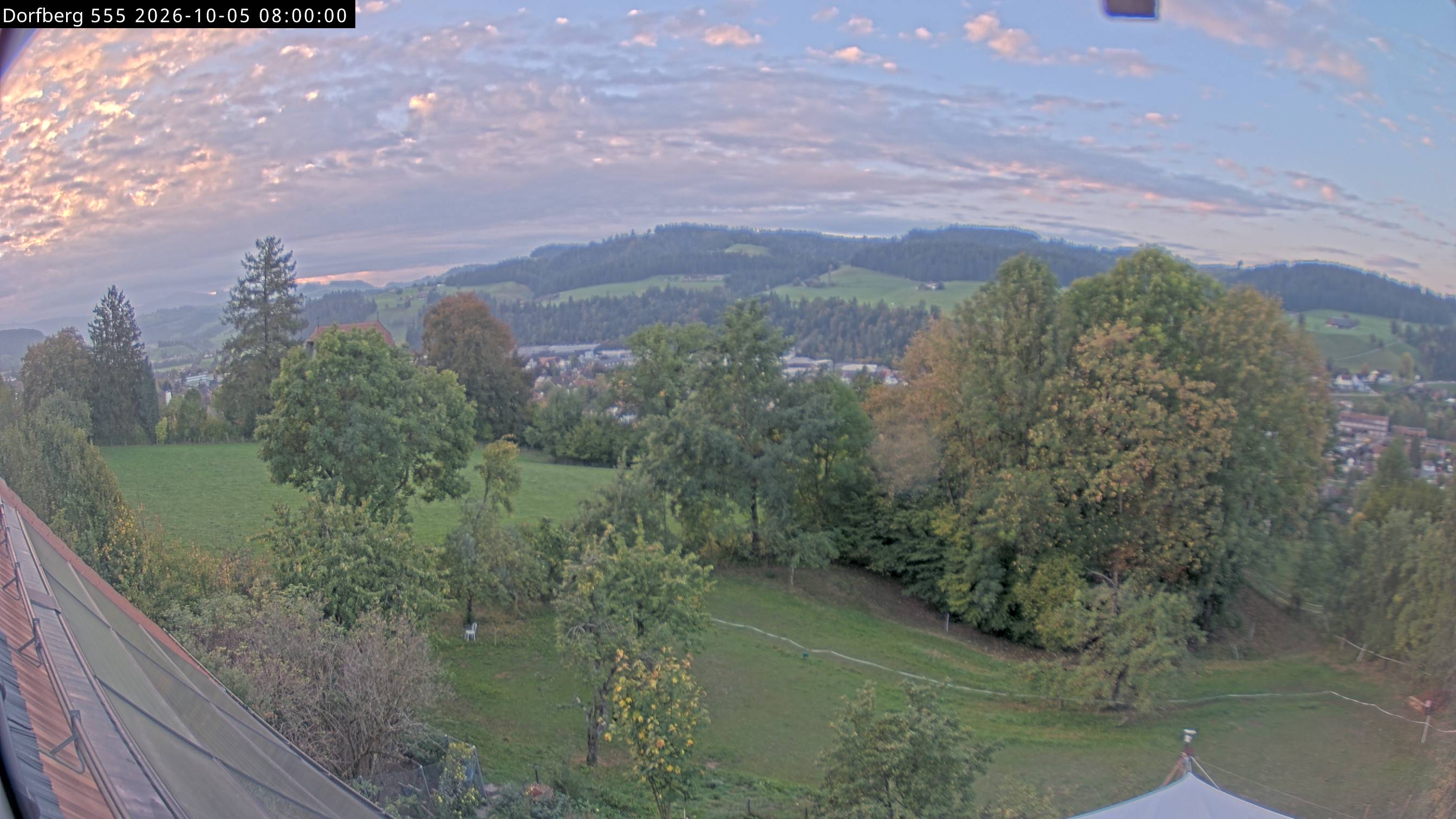 Webcam-Bild: Aussicht vom Dorfberg in Langnau 20261005-080000