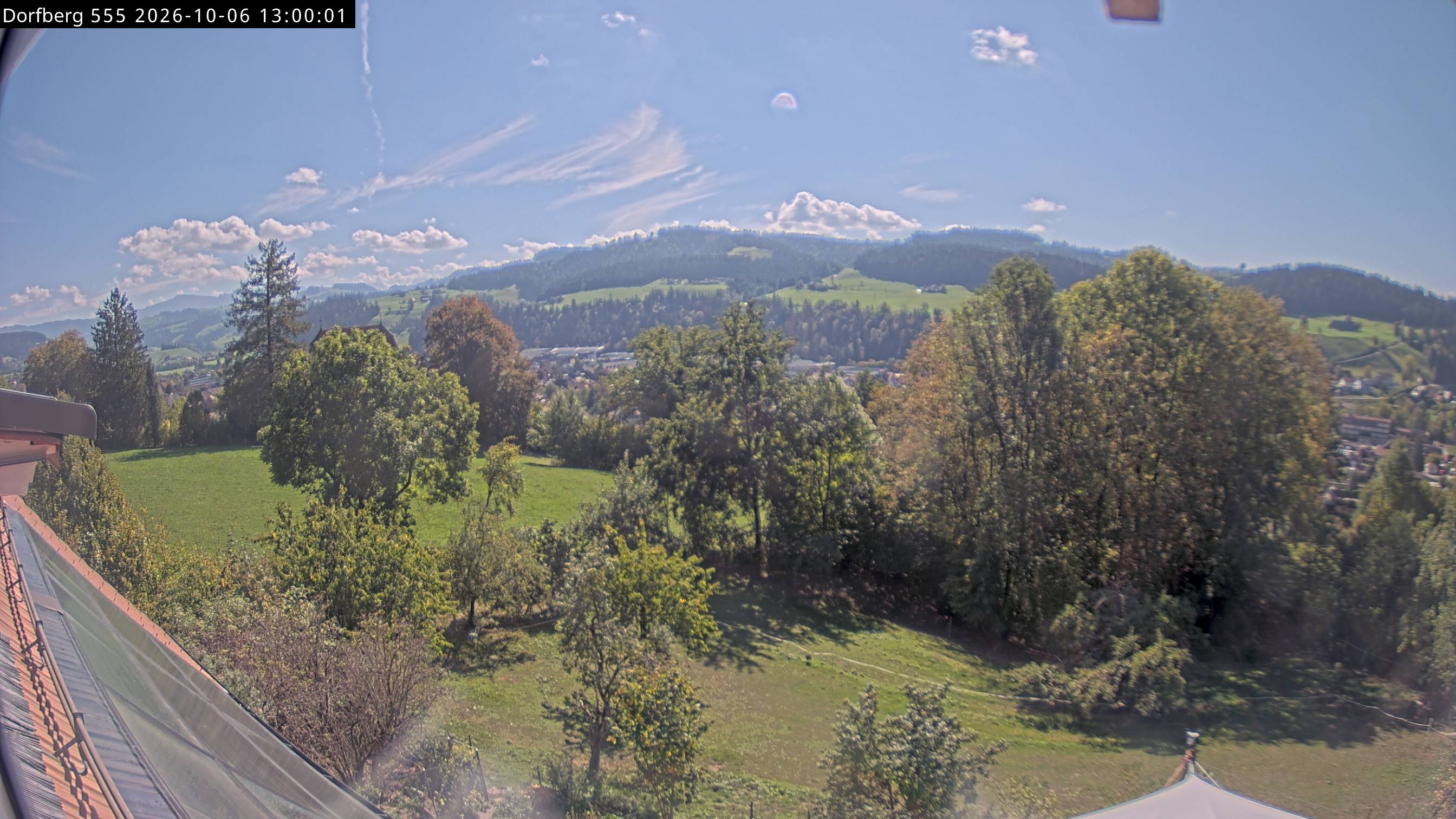 Webcam-Bild: Aussicht vom Dorfberg in Langnau 20261006-130000