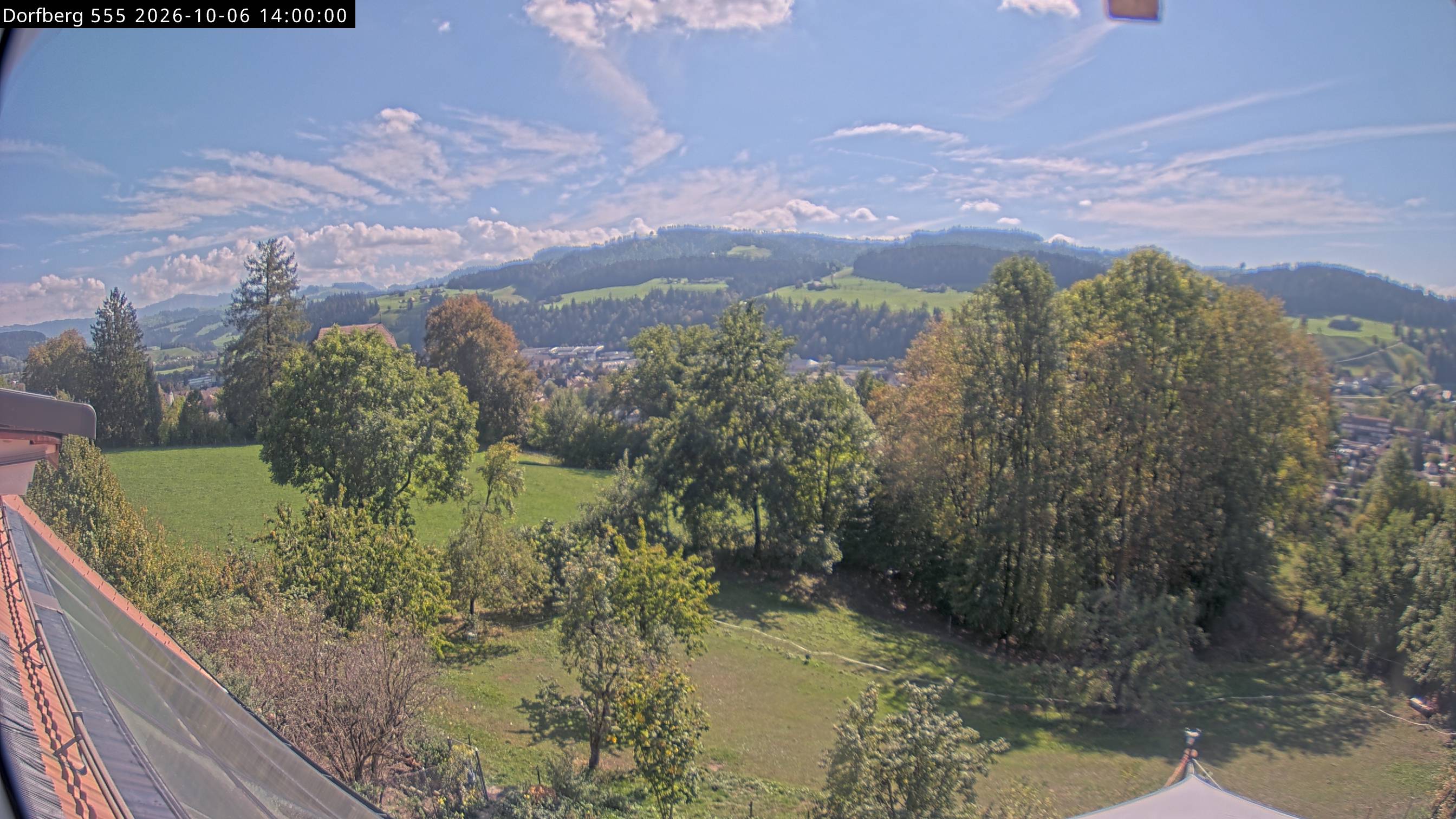 Webcam-Bild: Aussicht vom Dorfberg in Langnau 20261006-140000