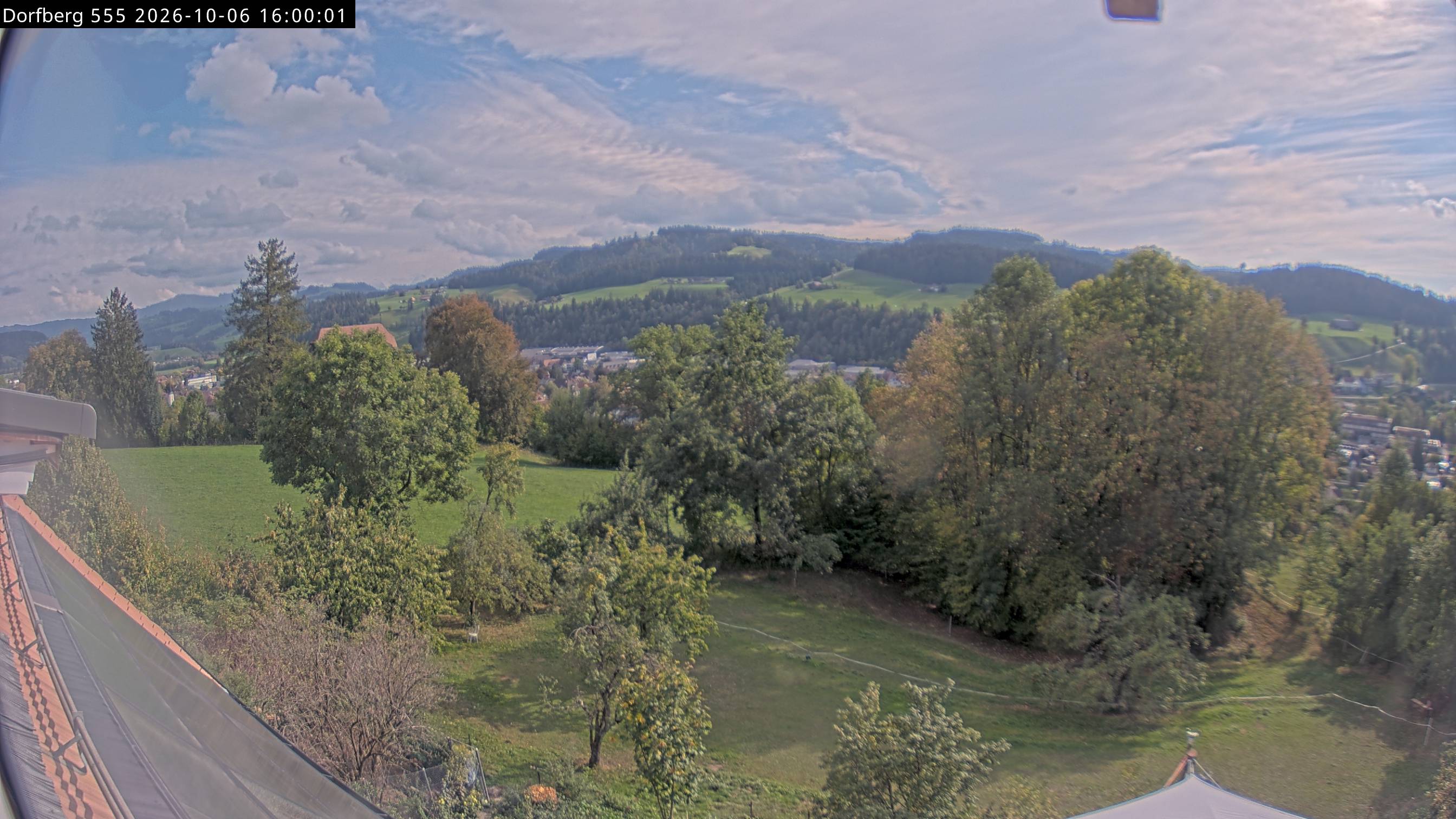 Webcam-Bild: Aussicht vom Dorfberg in Langnau 20261006-160000