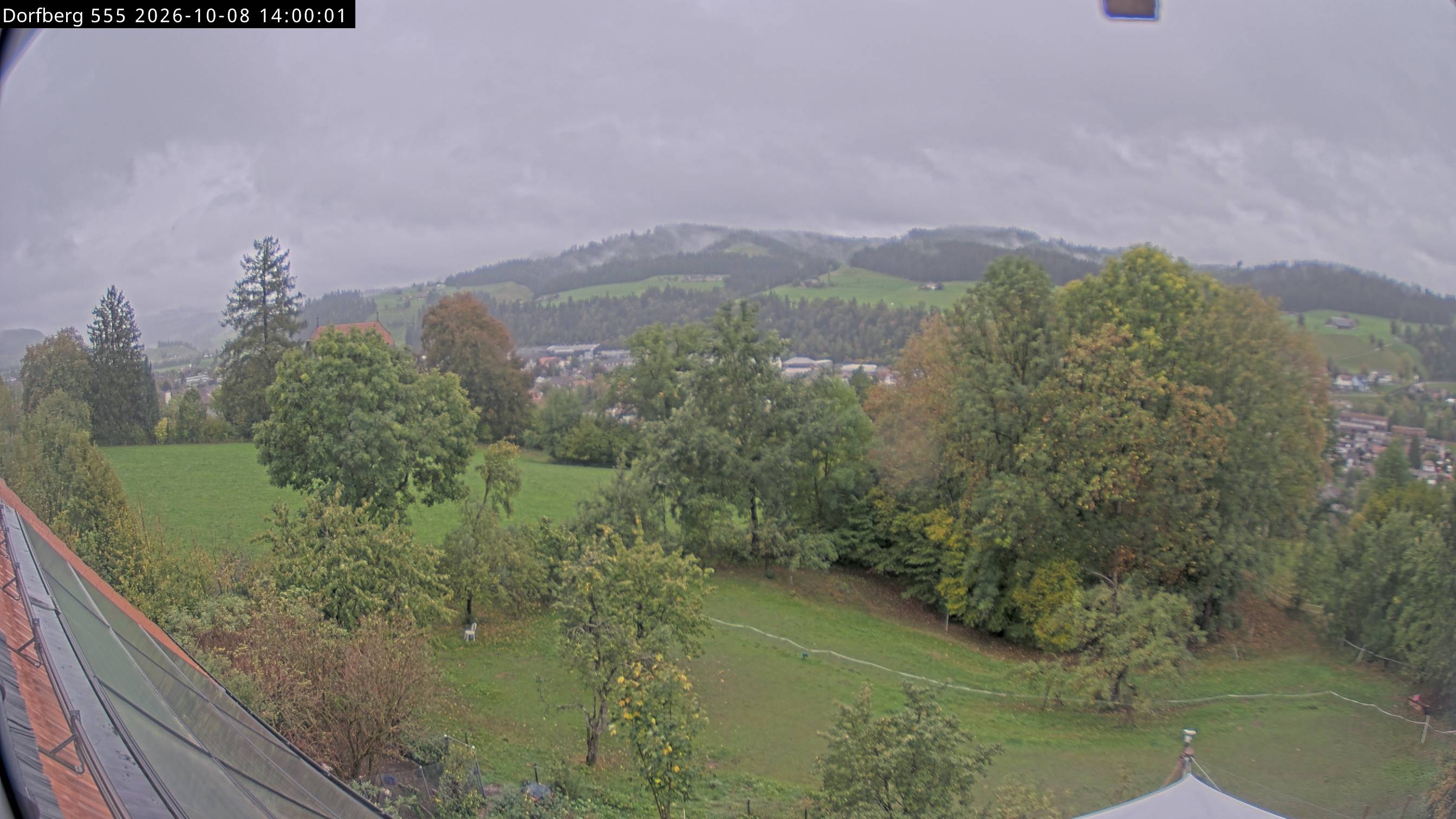 Webcam-Bild: Aussicht vom Dorfberg in Langnau 20261008-140000