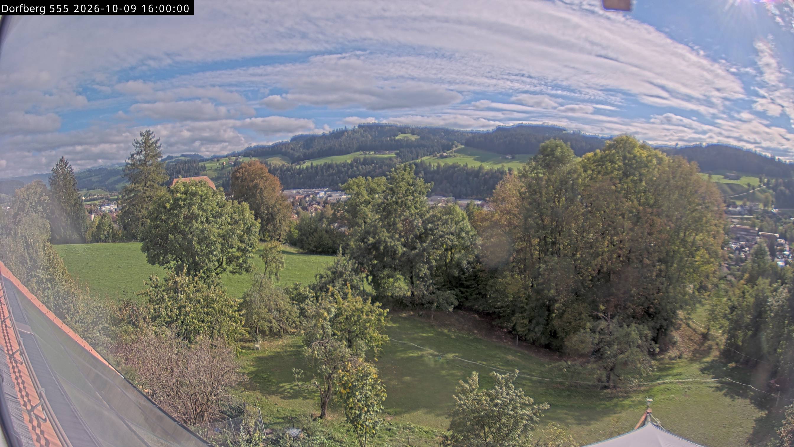 Webcam-Bild: Aussicht vom Dorfberg in Langnau 20261009-160000